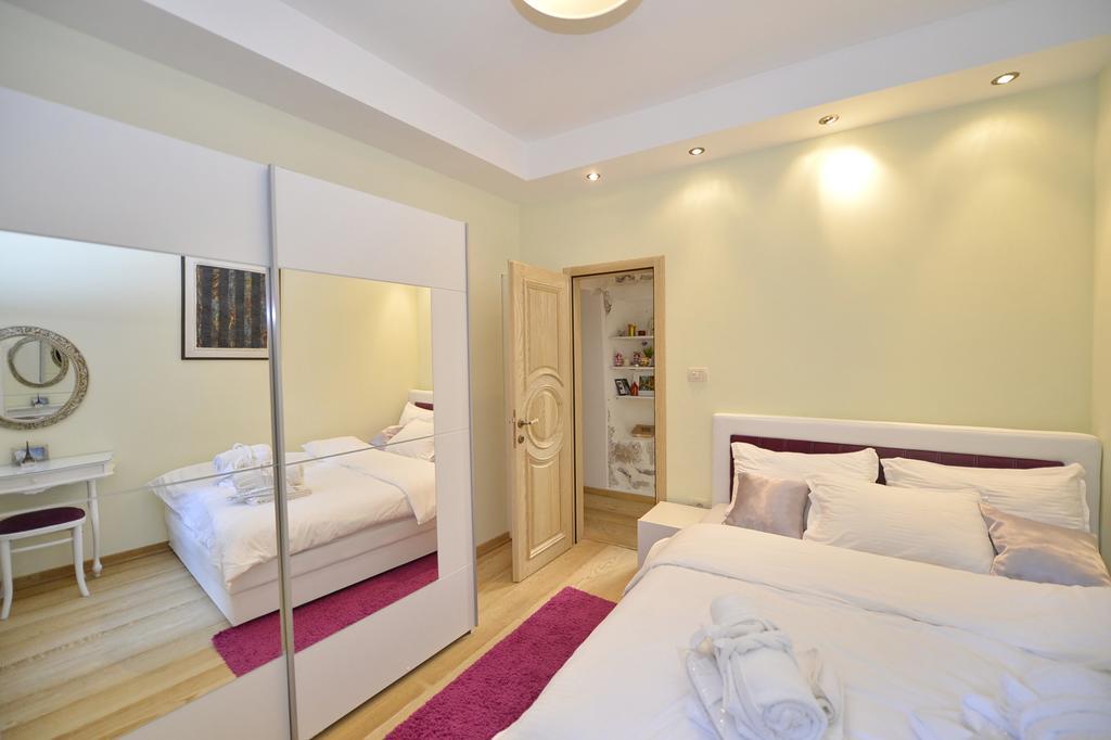 Palazzo Max&Alex Apartments Cattaro Esterno foto